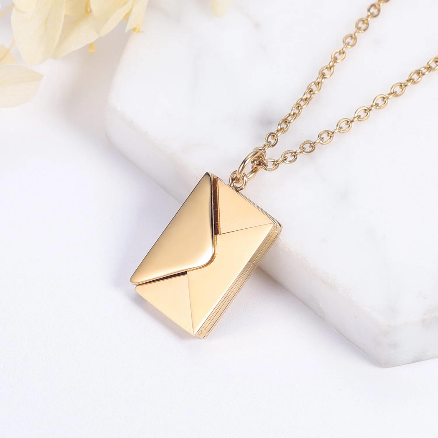 Love Letter Locket - Image 4
